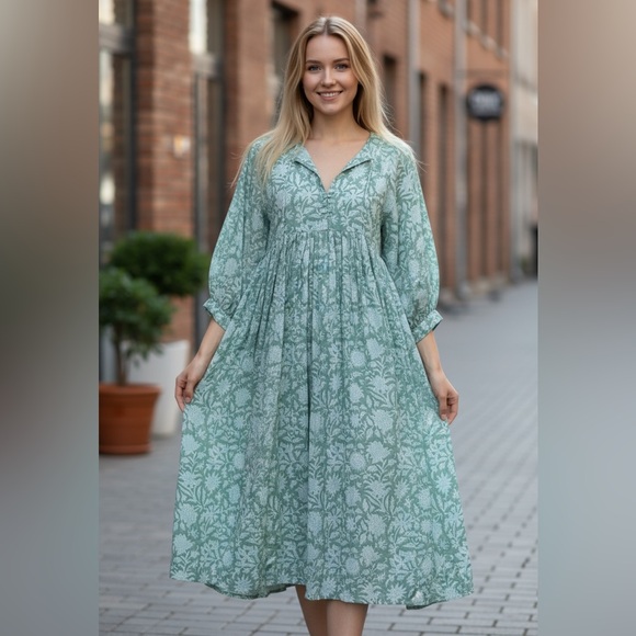 Green Floral Dress - Picture 1 of 4